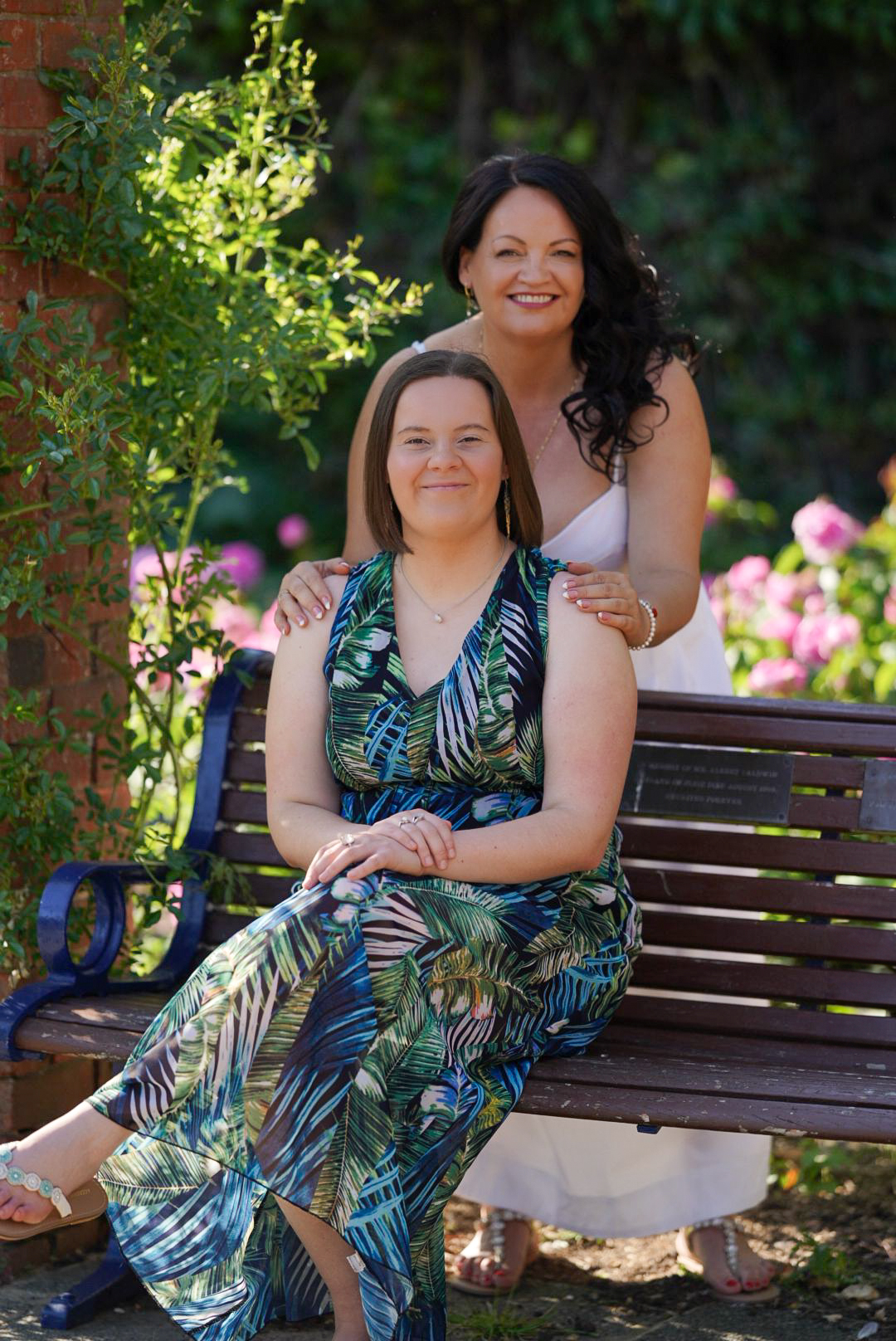 Bernadett, a Master Life & Relationship Coach at Soul Harmony with her daughter.